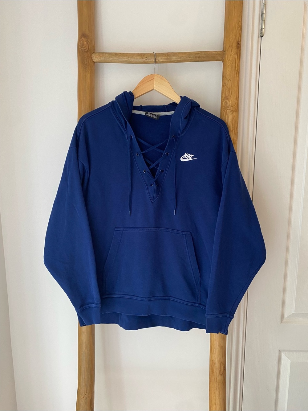 Nike Lace Up V-Neck Swoosh Spellout Logo Navy Blue Hoodie Size Medium